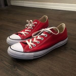 All Star Converse (red)
